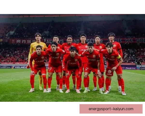 中超强队风采持续提升，备受关注的球队积极备战新赛季