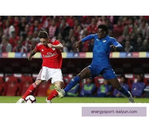 吉马良斯在新赛季表现稳健，整体实力逐渐提升，备受关注。