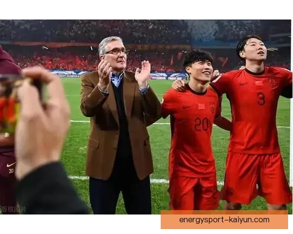 中超豪门阵容近期调整，主力框架保持稳定竞争力增强